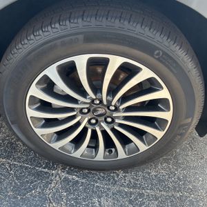 2023 Lincoln AVIATOR RESERVE — миниатюра 16