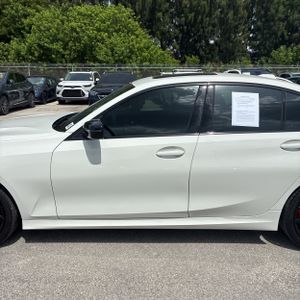 صورة 4 لـ 2025 BMW 330I