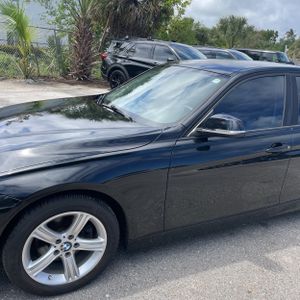 BMW 3 SERIES 320I - 2