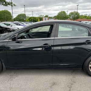 HYUNDAI SONATA GLS - 4