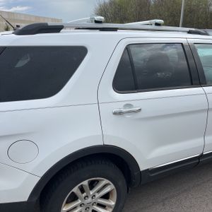 FORD EXPLORER XLT - 9