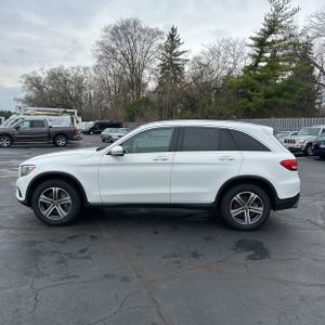 MERCEDES-BENZ GLC - 3
