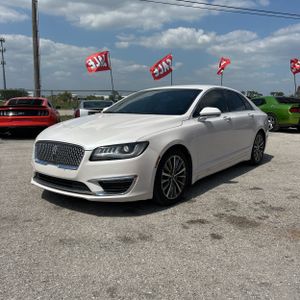 LINCOLN MKZ PREMIERE - 1