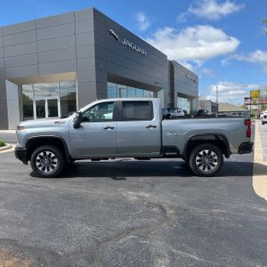 CHEVROLET SILVERADO - 3