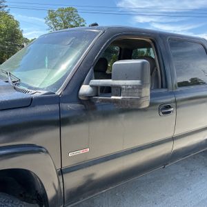 CHEVROLET SILVERADO - 2