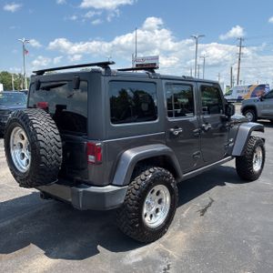 صورة 8 لـ 2017 JEEP WRANGLER UNLIMITED SAHARA