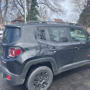 JEEP RENEGADE TRAILHAWK - 9
