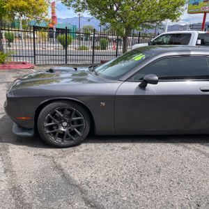 DODGE CHALLENGER R/T SCAT PACK - 2