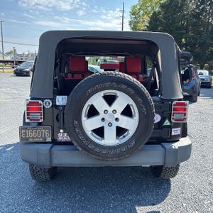 JEEP WRANGLER UNLIMITED SAHARA - 7