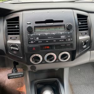 2011 Toyota TACOMA V6 thumbnail 40