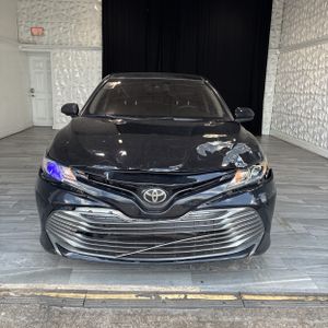 2018 Toyota CAMRY LE thumbnail 12
