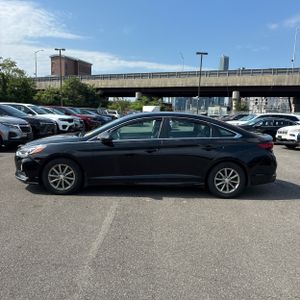 2019 Hyundai SONATA SE 照片 3