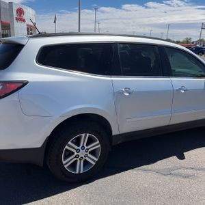 CHEVROLET TRAVERSE LT - 9