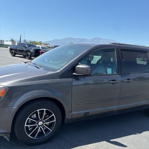 DODGE GRAND CARAVAN GT - 2