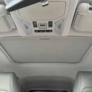 2019 Toyota RAV4 XLE PREMIUM — фото 41