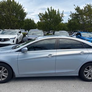 HYUNDAI SONATA GLS - 4