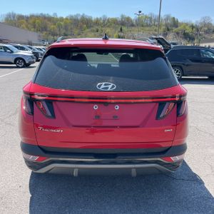 HYUNDAI TUCSON LIMITED - 7