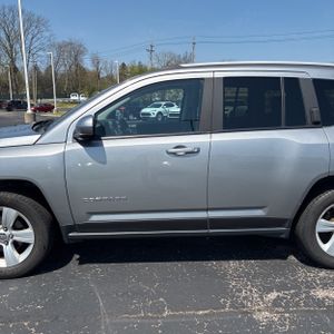 JEEP COMPASS LATITUDE - 4