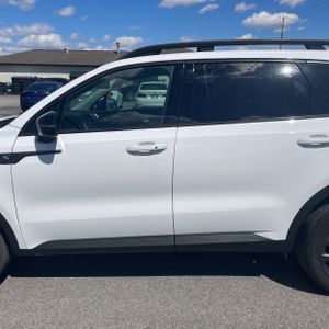 KIA SORENTO X-LINE EX - 4