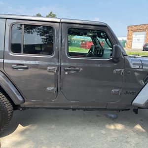 2025 JEEP WRANGLER SAHARA — миниатюра 11