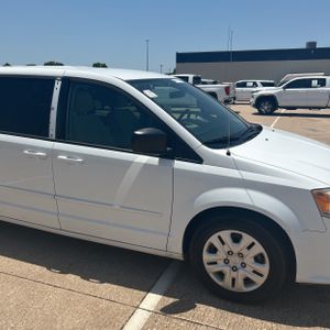 2016 Dodge GRAND CARAVAN SE — миниатюра 13