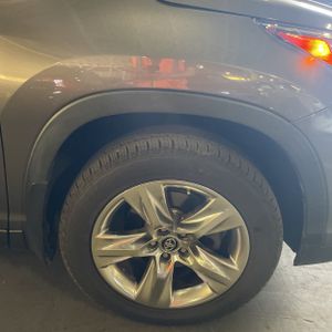 2018 Toyota HIGHLANDER LIMITED — миниатюра 20
