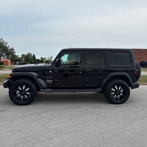 2018 JEEP WRANGLER UNLIMITED SAHARA — фото 3