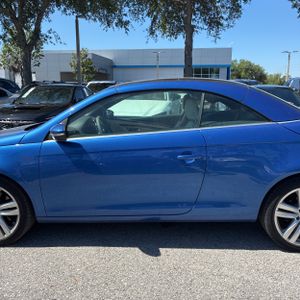 VOLKSWAGEN EOS EXECUTIVE - 4