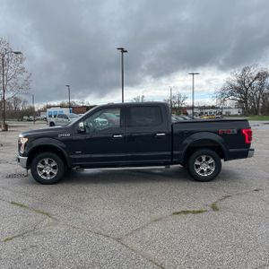 FORD F-150 LARIAT - 3