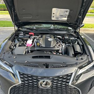 2025 Lexus IS 300 BASE — миниатюра 44