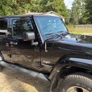 صورة 13 لـ 2017 JEEP WRANGLER UNLIMITED SAHARA