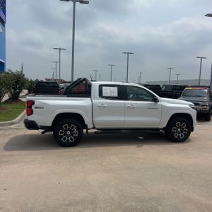 CHEVROLET COLORADO - 10