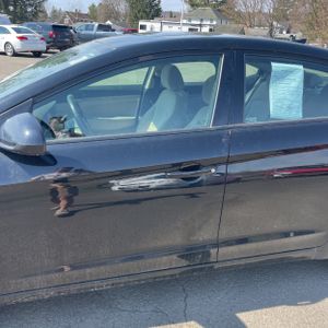 HYUNDAI ELANTRA VALUE EDITION - 4