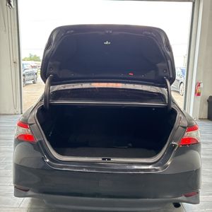 2018 Toyota CAMRY LE thumbnail 39