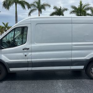 2019 FORD TRANSIT 150 — фото 4