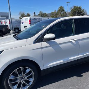 FORD EDGE TITANIUM - 2