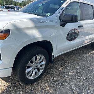 2022 Chevrolet SILVERADO 1500 CUSTOM 照片 2