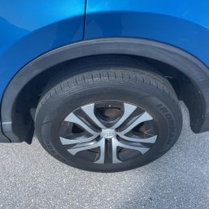 2017 Toyota RAV4 LE 缩略图 18