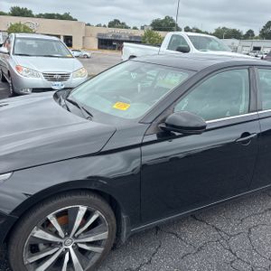 2019 Nissan ALTIMA 2.5 SR 照片 2