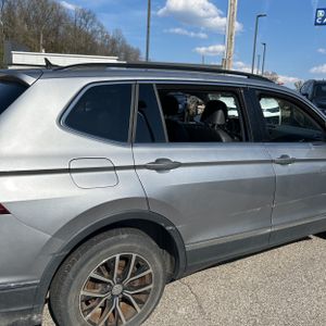 VOLKSWAGEN TIGUAN SE 4MOTION - 9