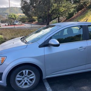 CHEVROLET SONIC LT AUTO - 2