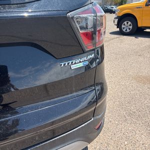 صورة مصغرة 23 لـ 2017 FORD ESCAPE TITANIUM