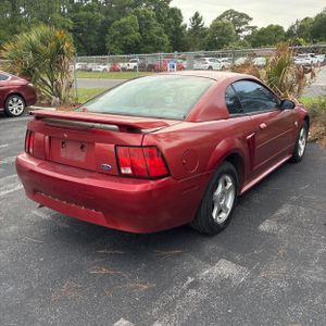 FORD MUSTANG BASE - 8