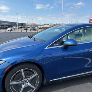 MERCEDES-BENZ EQE - 2