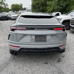 صورة 7 لـ 2020 Lamborghini URUS BASE