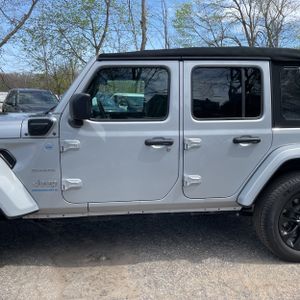 JEEP WRANGLER SAHARA 4XE - 4