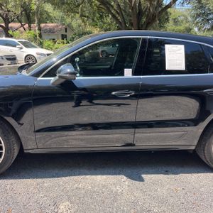2017 Porsche MACAN TURBO 照片 4
