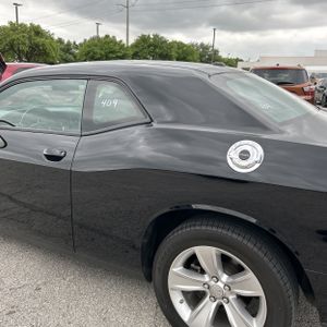 DODGE CHALLENGER SXT - 5