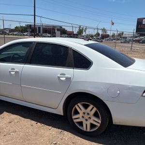 2010 Chevrolet IMPALA LT photo 6