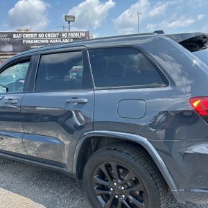 2018 JEEP GRAND CHEROKEE ALTITUDE — фото 6